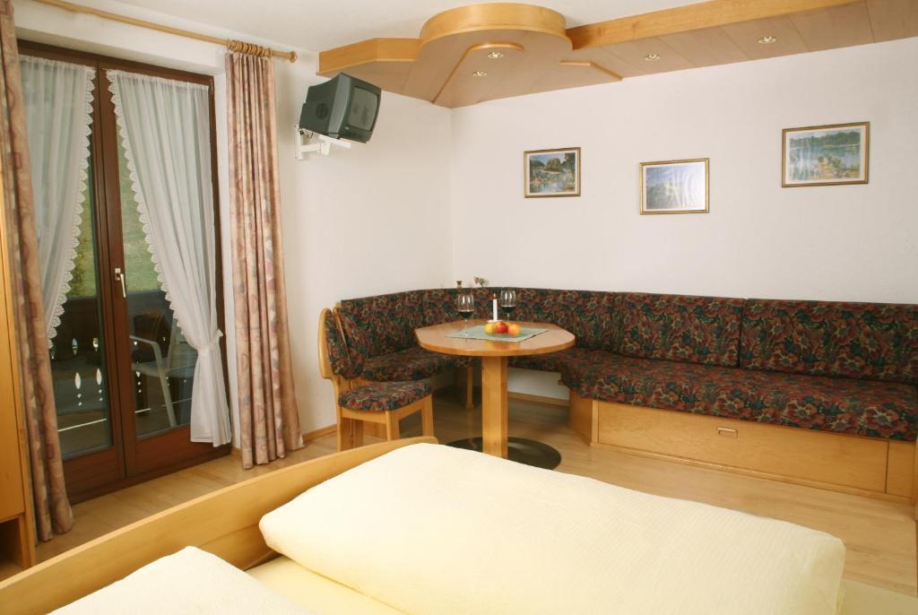Gaestehaus Ortner Liesing Rom bilde